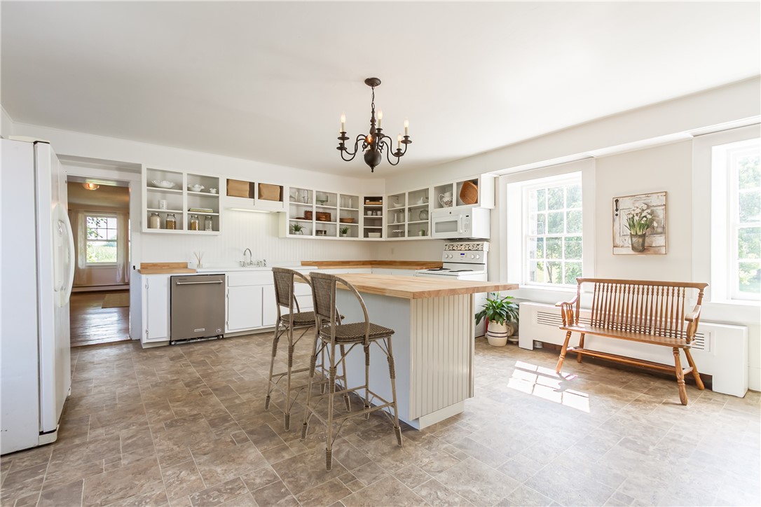 2464 Gorham Road Seneca, NY 14561 - Photo 13 of 44