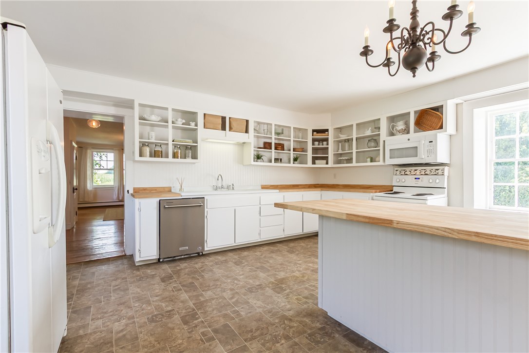 2464 Gorham Road Seneca, NY 14561 - Photo 16 of 44