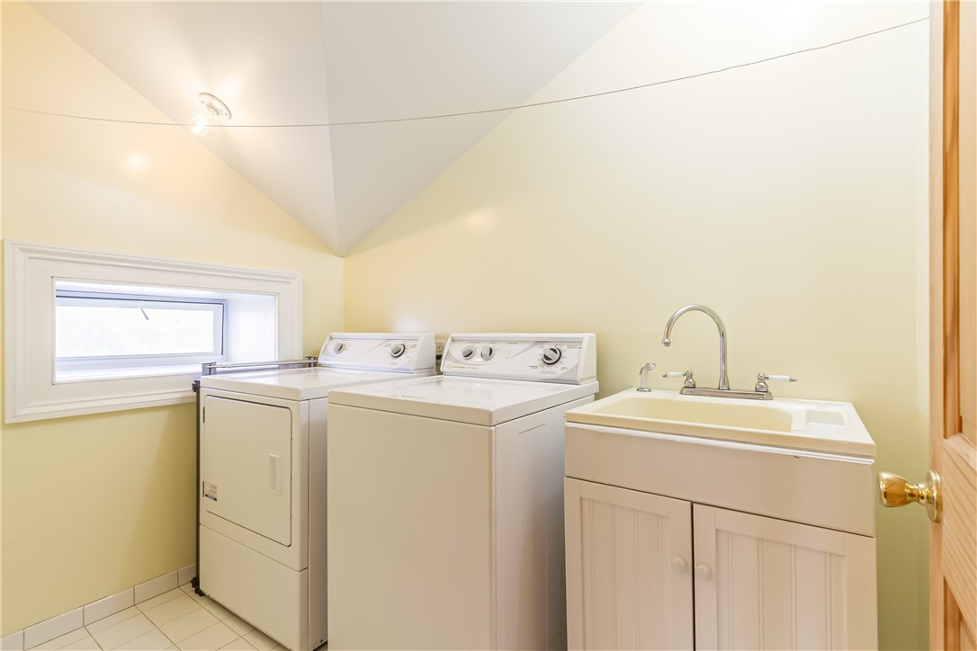 2464 Gorham Road Seneca, NY 14561 - Photo 31 of 44