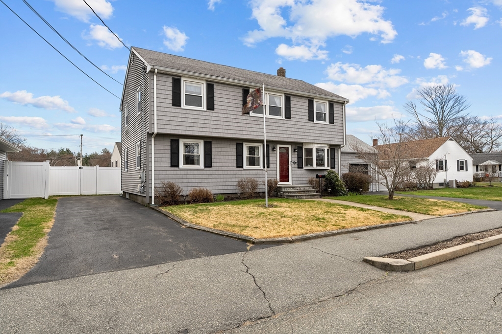 9 Amherst Road Braintree, MA 02184 - Photo 2 of 29 Gallery Image 2