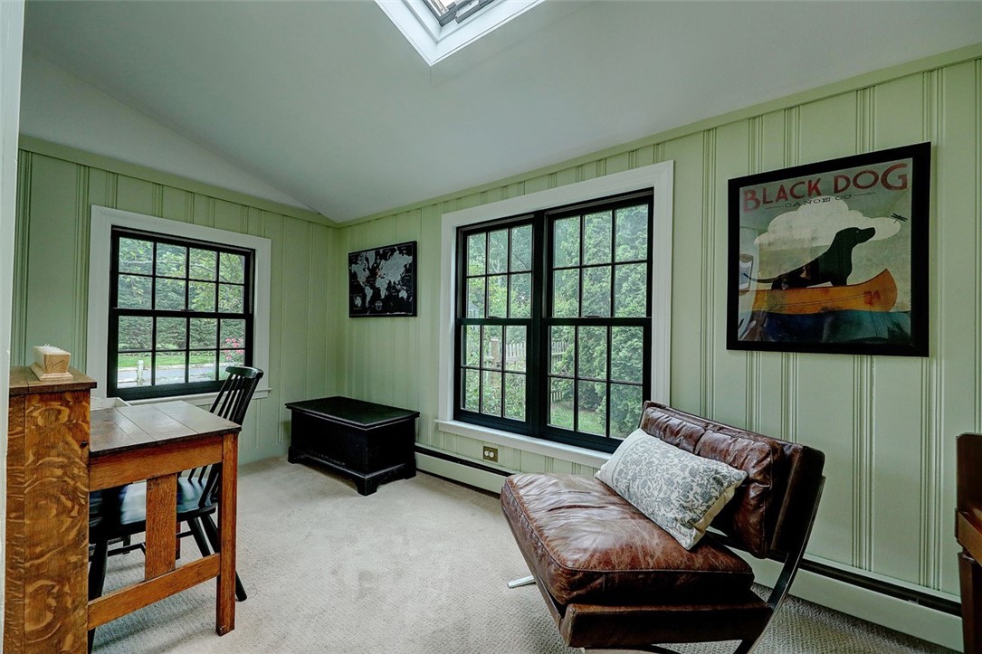 19 Humphreys Road Barrington, RI 02806 - Photo 17 of 47 Gallery Image 17