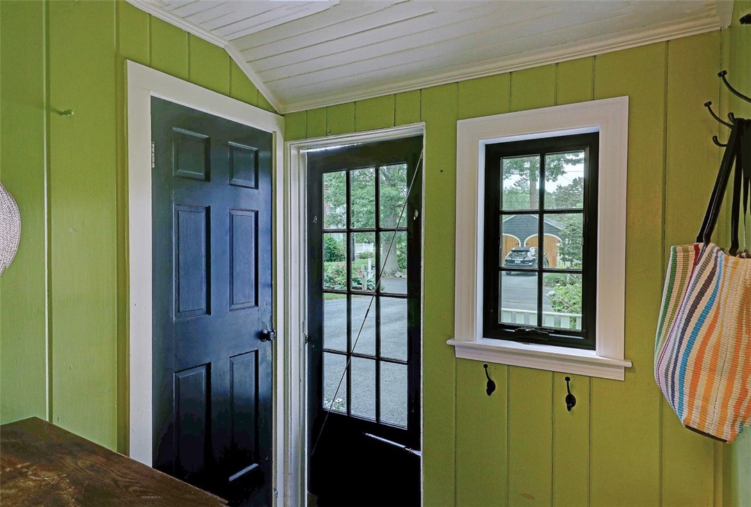 19 Humphreys Road Barrington, RI 02806 - Photo 44 of 47 Gallery Image 44