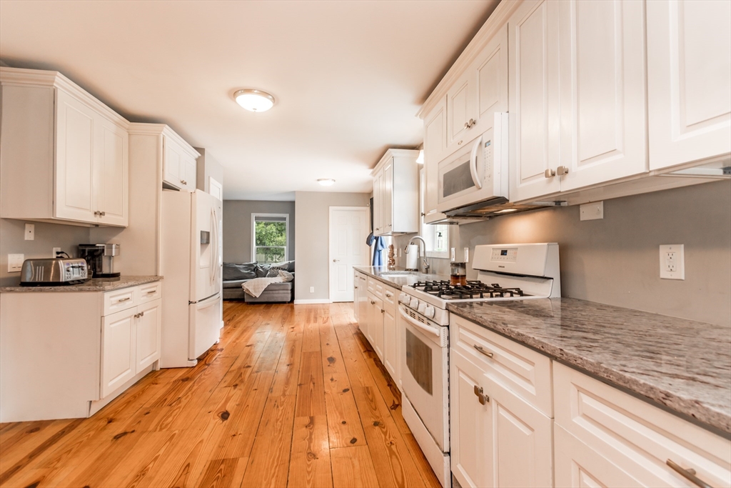 8 Hampden Road Falmouth, MA 02536 - Photo 13 of 31 Gallery Image 13