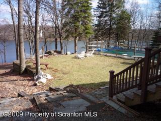 124 Eagle Path Bushkill, PA 18324 - Photo 1 of 7 Gallery Image 1