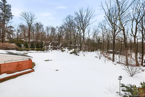 $1,599,999 | 734 King Street, Chappaqua, NY 10514