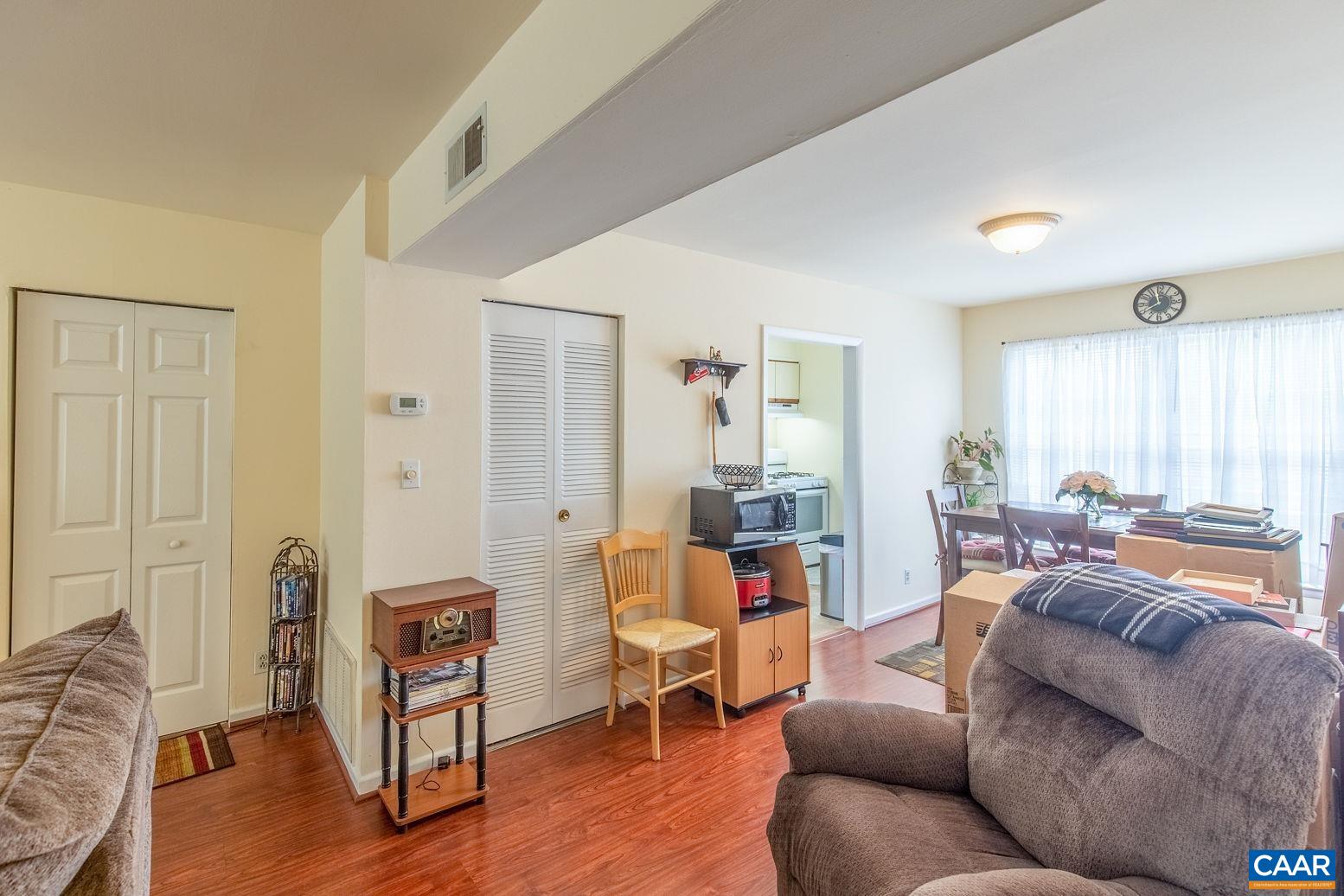 2527 Hydraulic Road, Unit 47 Charlottesville, VA 22901 - Photo 6 of 9 Gallery Image 6