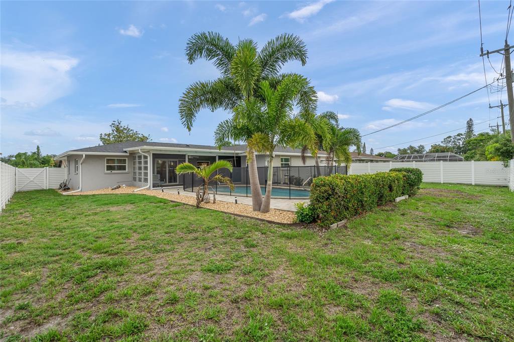 3405 South Lockwood Ridge Road Sarasota, FL 34239 - Photo 42 of 43