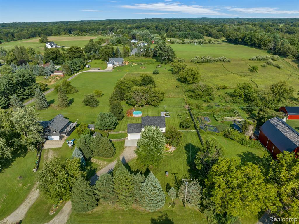 5389 Bentley Lake Road Howell, MI 48843 - Photo 44 of 48