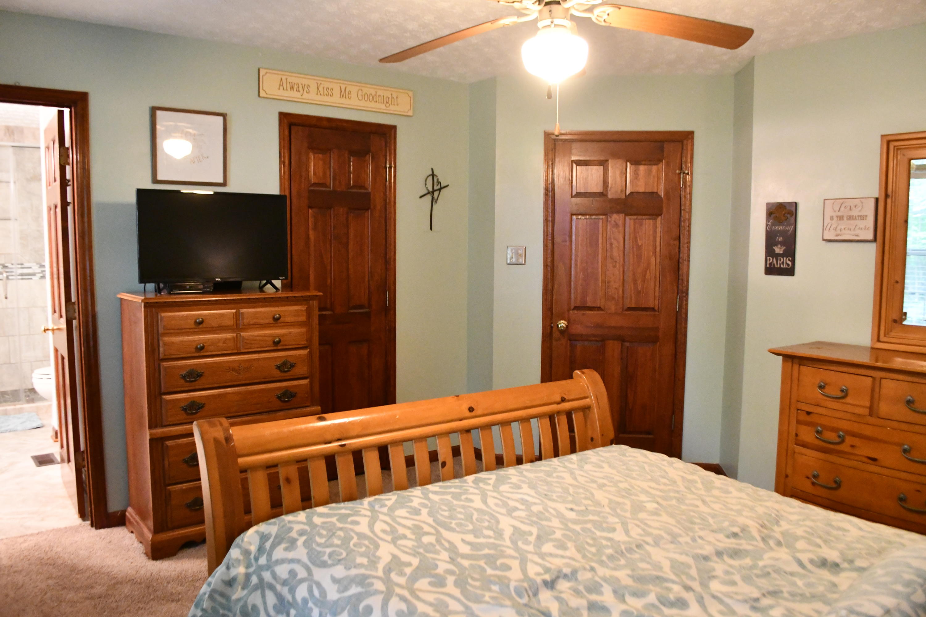 7512 Quarry Road Knoxville, TN 37938 - Photo 29 of 39 Master Bedroom