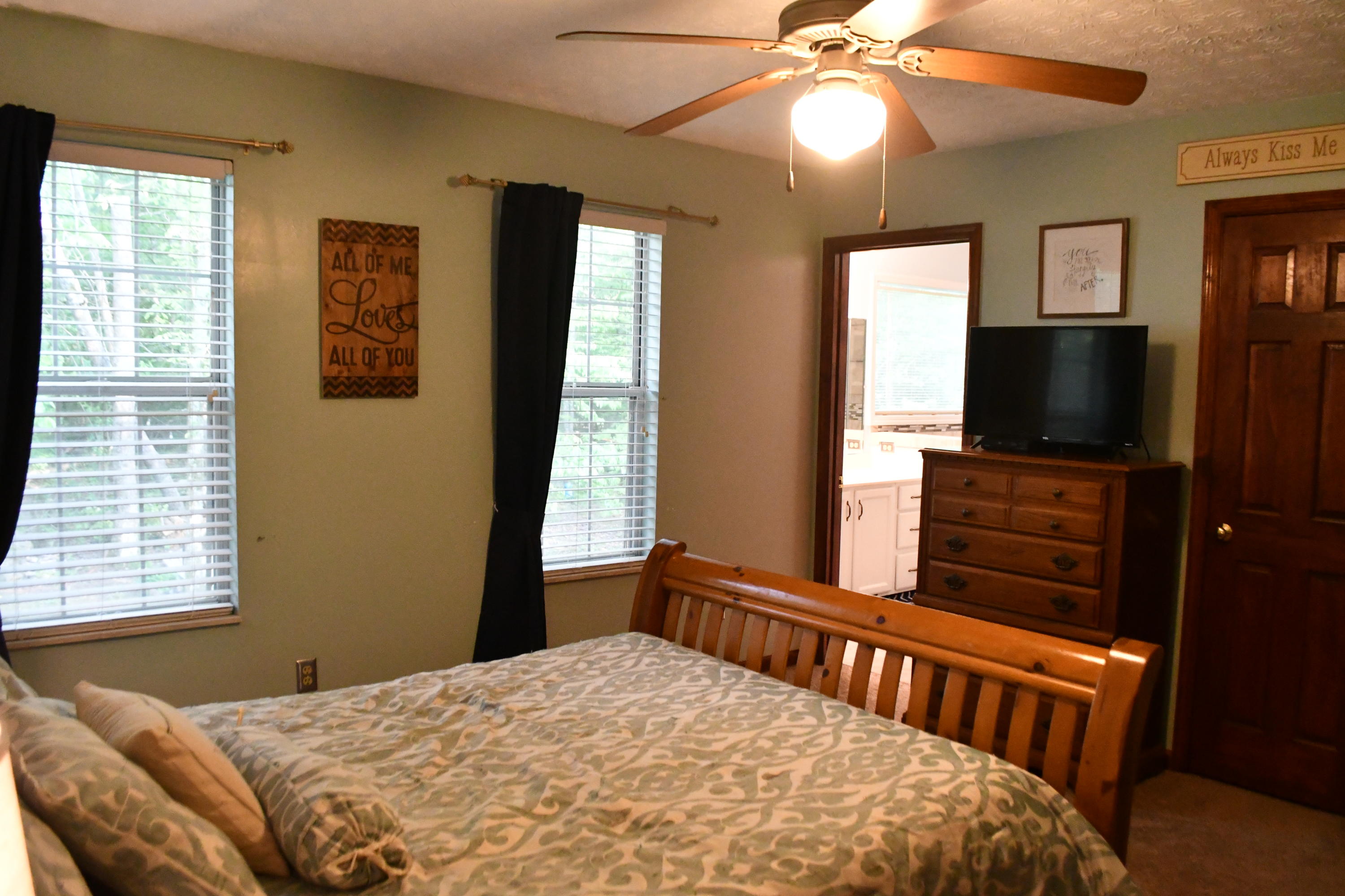 7512 Quarry Road Knoxville, TN 37938 - Photo 30 of 39 Master Bedroom