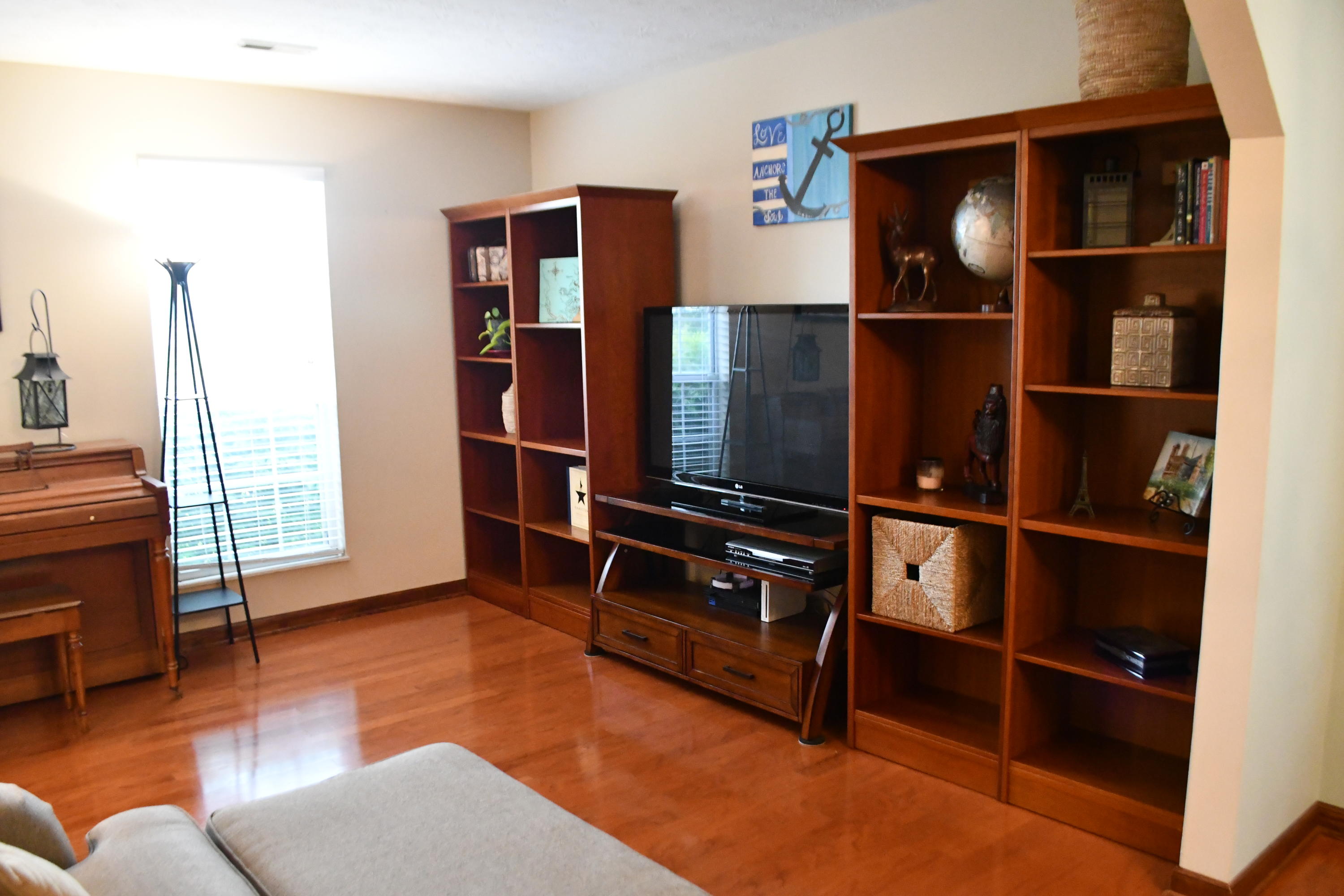 7512 Quarry Road Knoxville, TN 37938 - Photo 6 of 39 Living Room