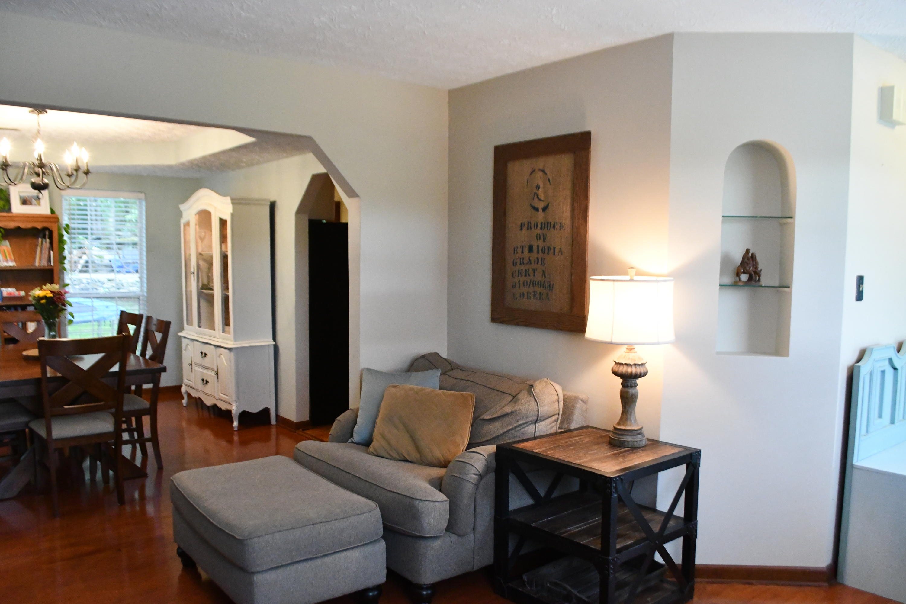 7512 Quarry Road Knoxville, TN 37938 - Photo 7 of 39 Living Room Dining Room