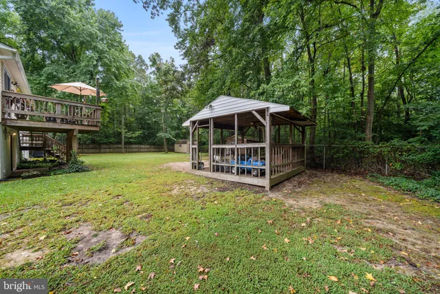 a house view with a outdoor space