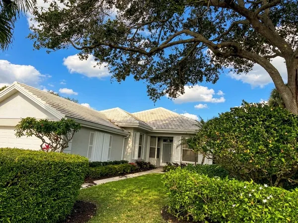 $554,995 | 8773 Wakefield Drive, Palm Beach Gardens, FL 33410