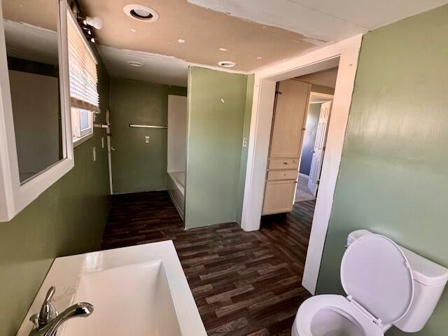 545 Duncan Avenue Cheboygan, MI 49721 - Photo 13 of 26 Bathroom 2.1
