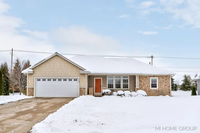 $475,000 | 1398 Fluorite Avenue, Zeeland, MI 49464