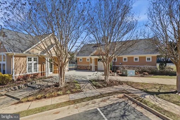 $3,200 | 8731 Farnham Way, Bristow, VA 20136