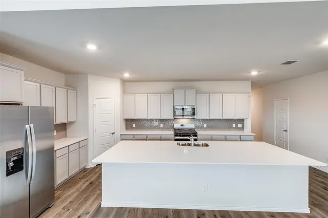 $2,895 | 4041 Red Blf Street, Pilot Point, TX 76258