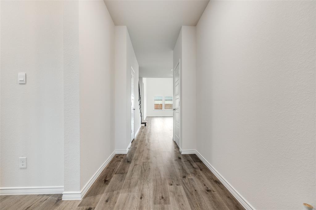 4041 Red Blf Street Pilot Point, TX 76258 - Photo 4 of 26