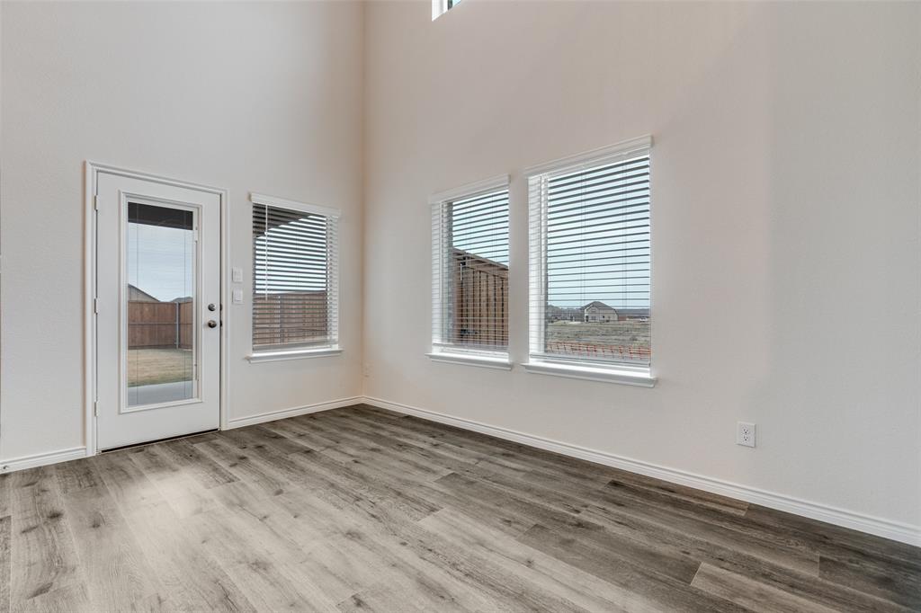 4041 Red Blf Street Pilot Point, TX 76258 - Photo 9 of 26