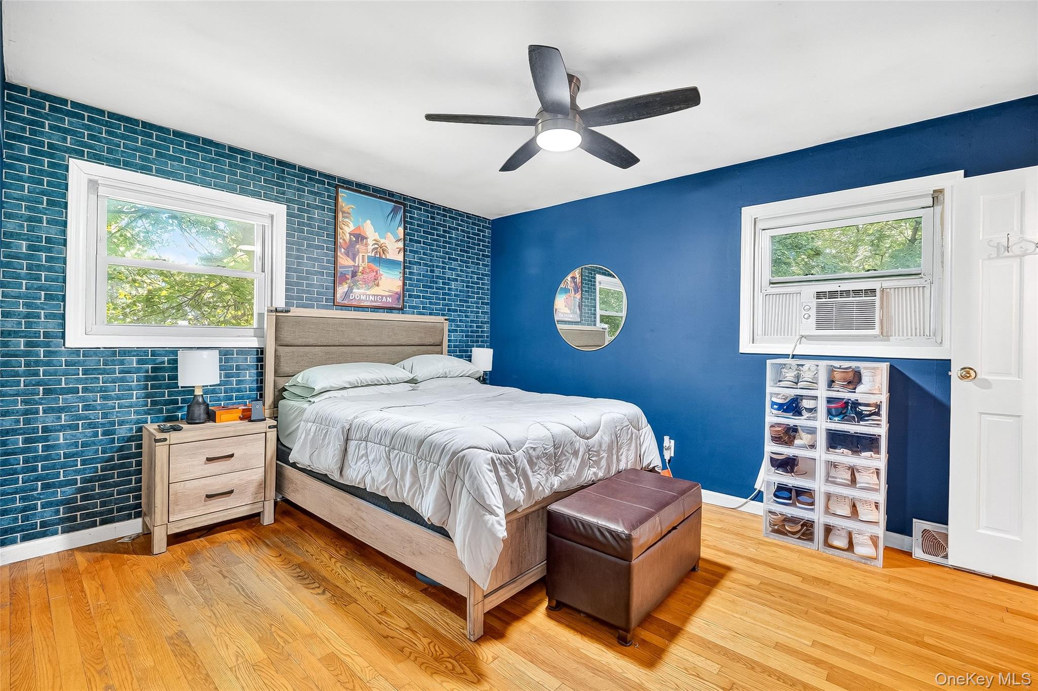 512 High Street Monroe, NY 10950 - Photo 6 of 18 a bed room with a bed and a window