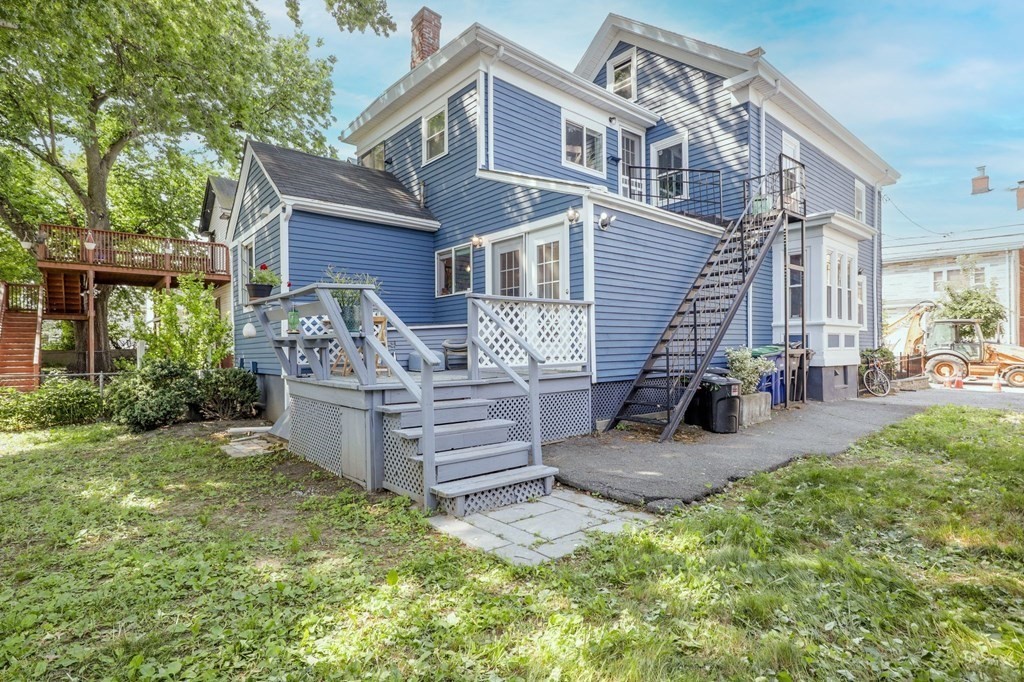 34 Everett Avenue, Unit 2 Somerville, MA 02145 - Photo 1 of 31