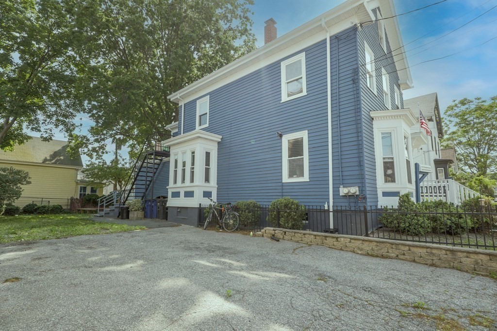 34 Everett Avenue, Unit 2 Somerville, MA 02145 - Photo 30 of 31