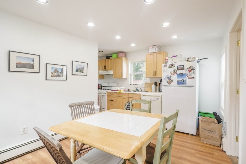 34 Everett Avenue, Unit 2 Somerville, MA 02145 - Photo 8 of 31