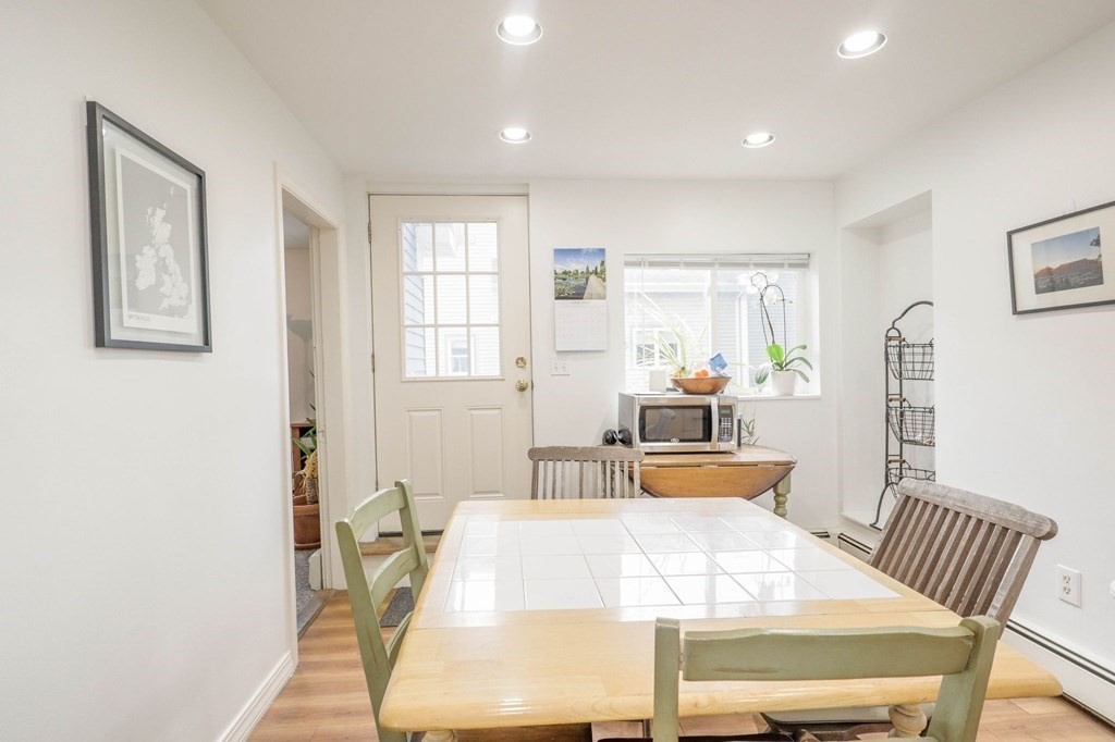 34 Everett Avenue, Unit 2 Somerville, MA 02145 - Photo 9 of 31