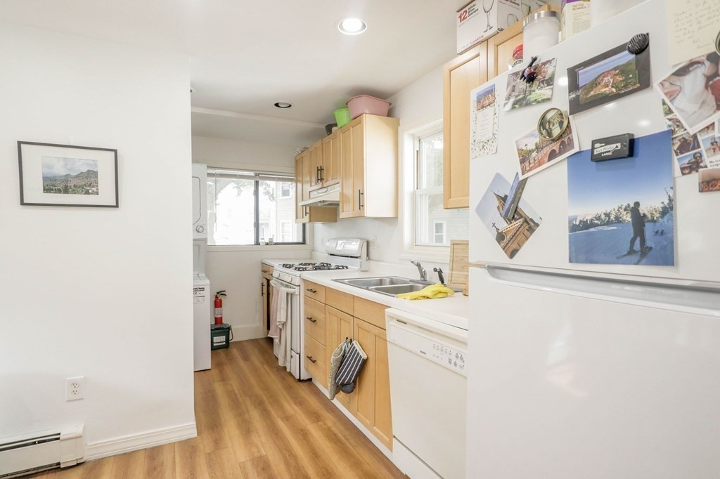 34 Everett Avenue, Unit 2 Somerville, MA 02145 - Photo 10 of 31