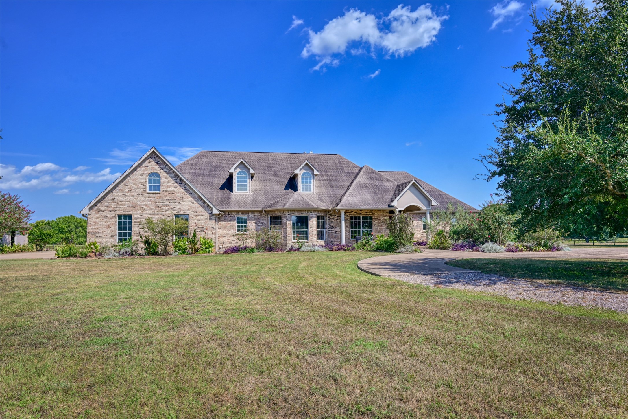 12412 Ueckert Road East Bellville, TX 77418 - Photo 5 of 35 Gallery Image 5