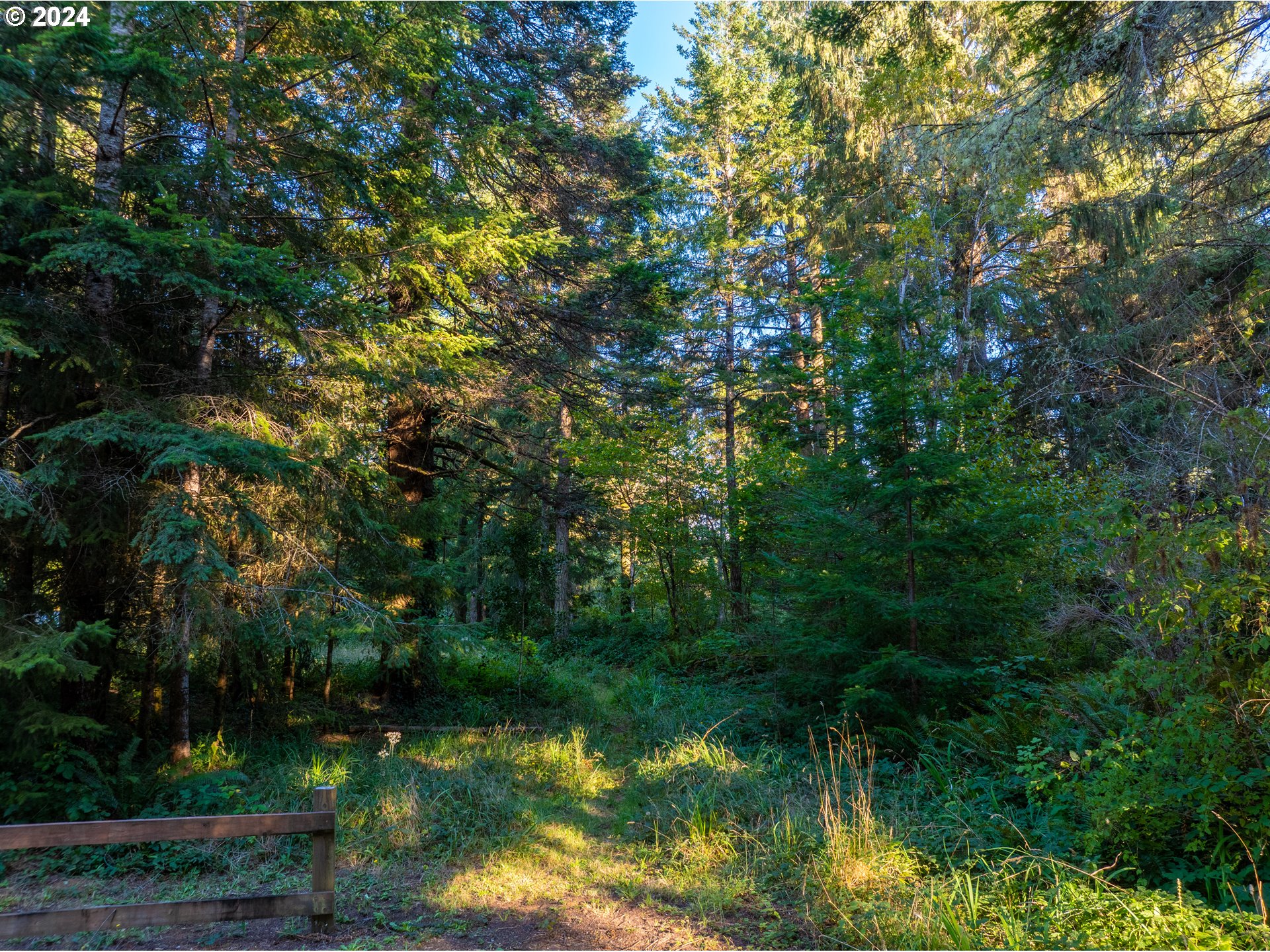 9th Street Northeast, Unit 710 Bandon, OR 97411 - Photo 5 of 9