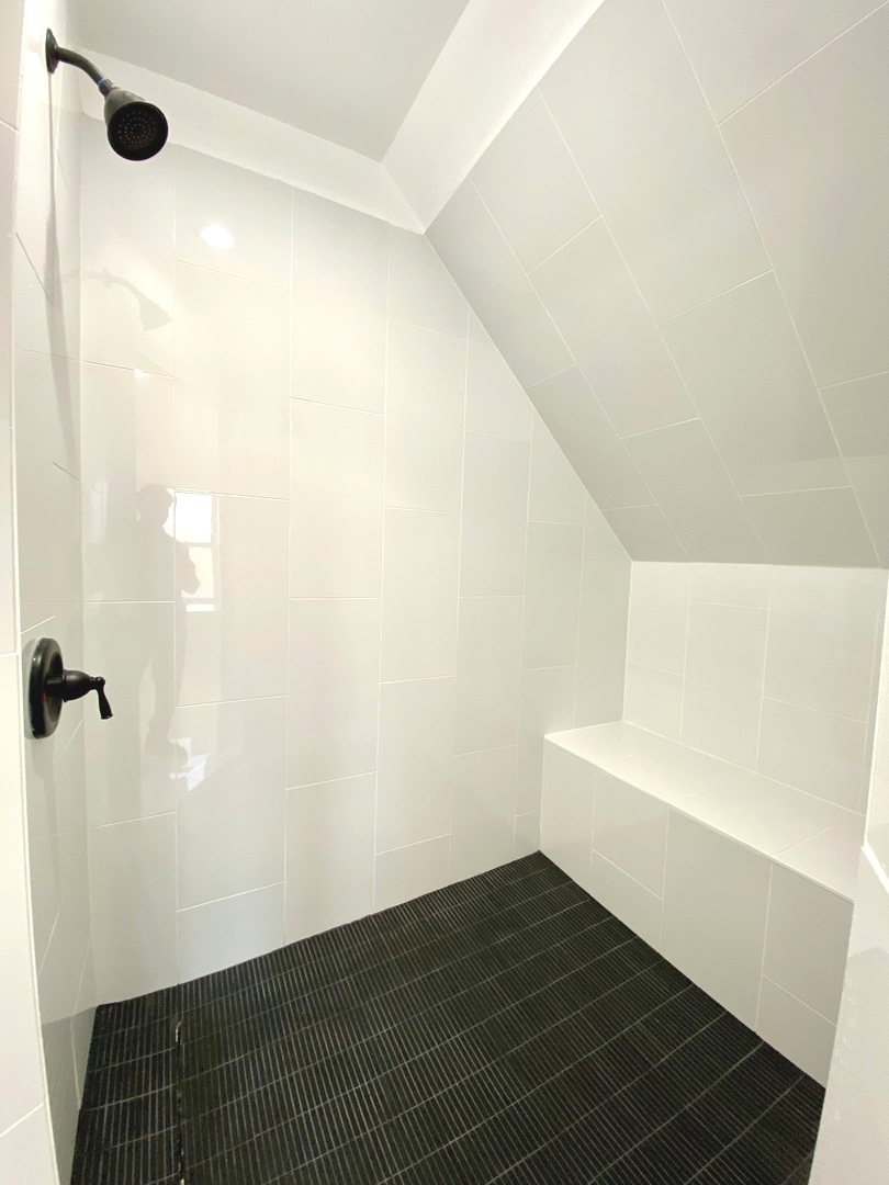 Undisclosed Address Chicago, IL 60619 - Photo 25 of 39 a view of an empty room