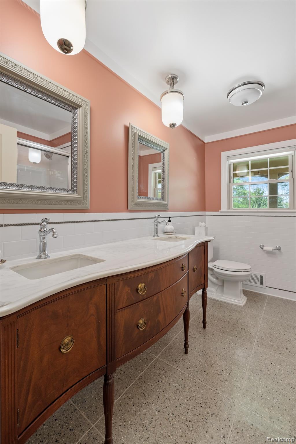 2700 North Hacker Road Howell, MI 48855 - Photo 15 of 34 2700 Hacker-188.jpg