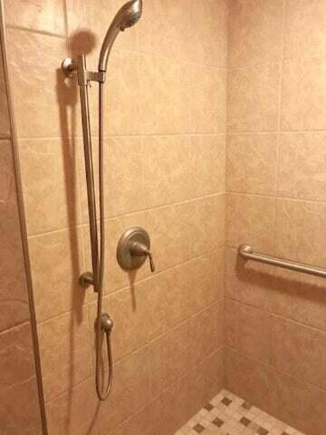823 Newgate Road Kalamazoo, MI 49006 - Photo 18 of 30 Shower