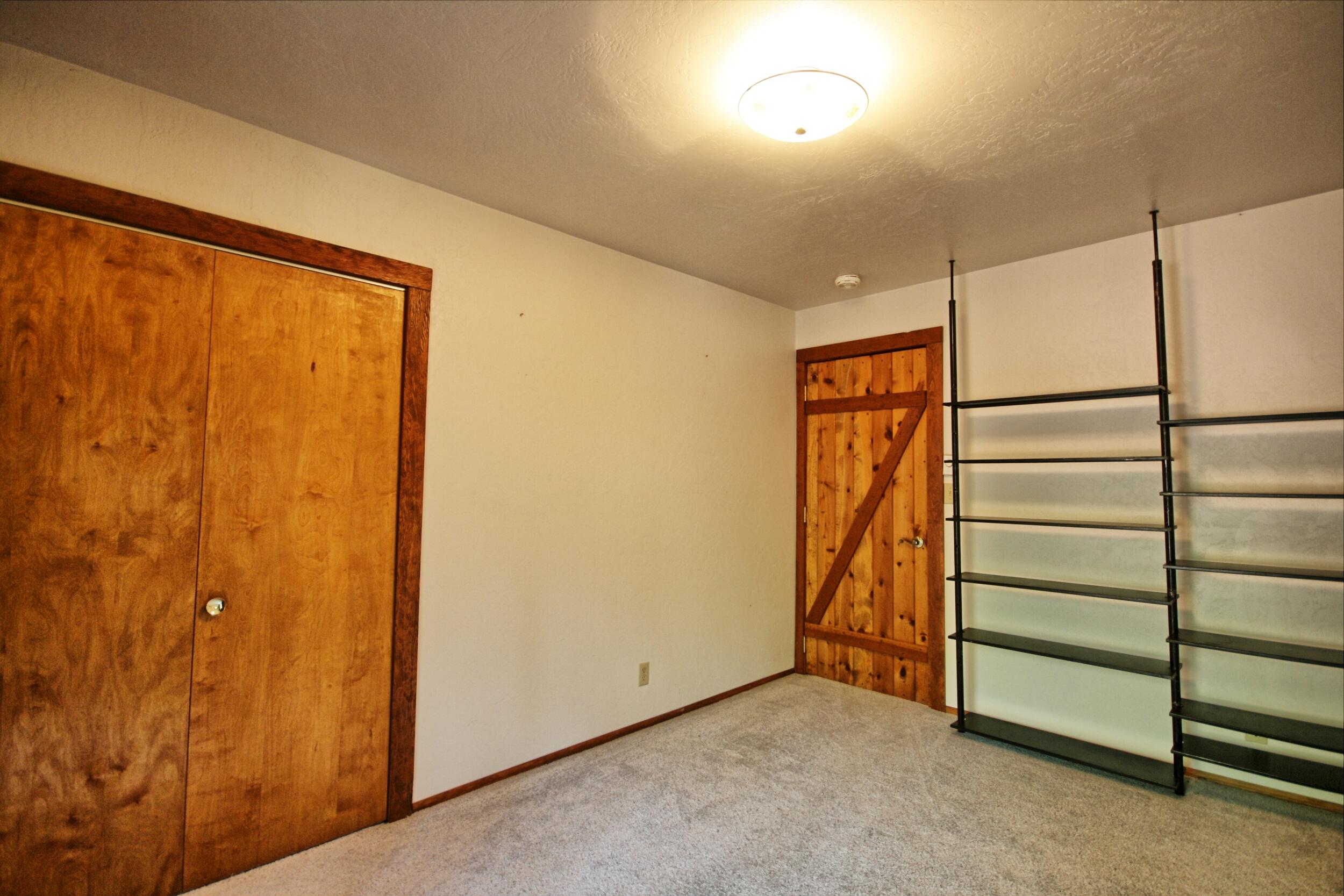 939 Beaver Creek Road Jacksonville, OR 97530 - Photo 39 of 53 lower level bd
