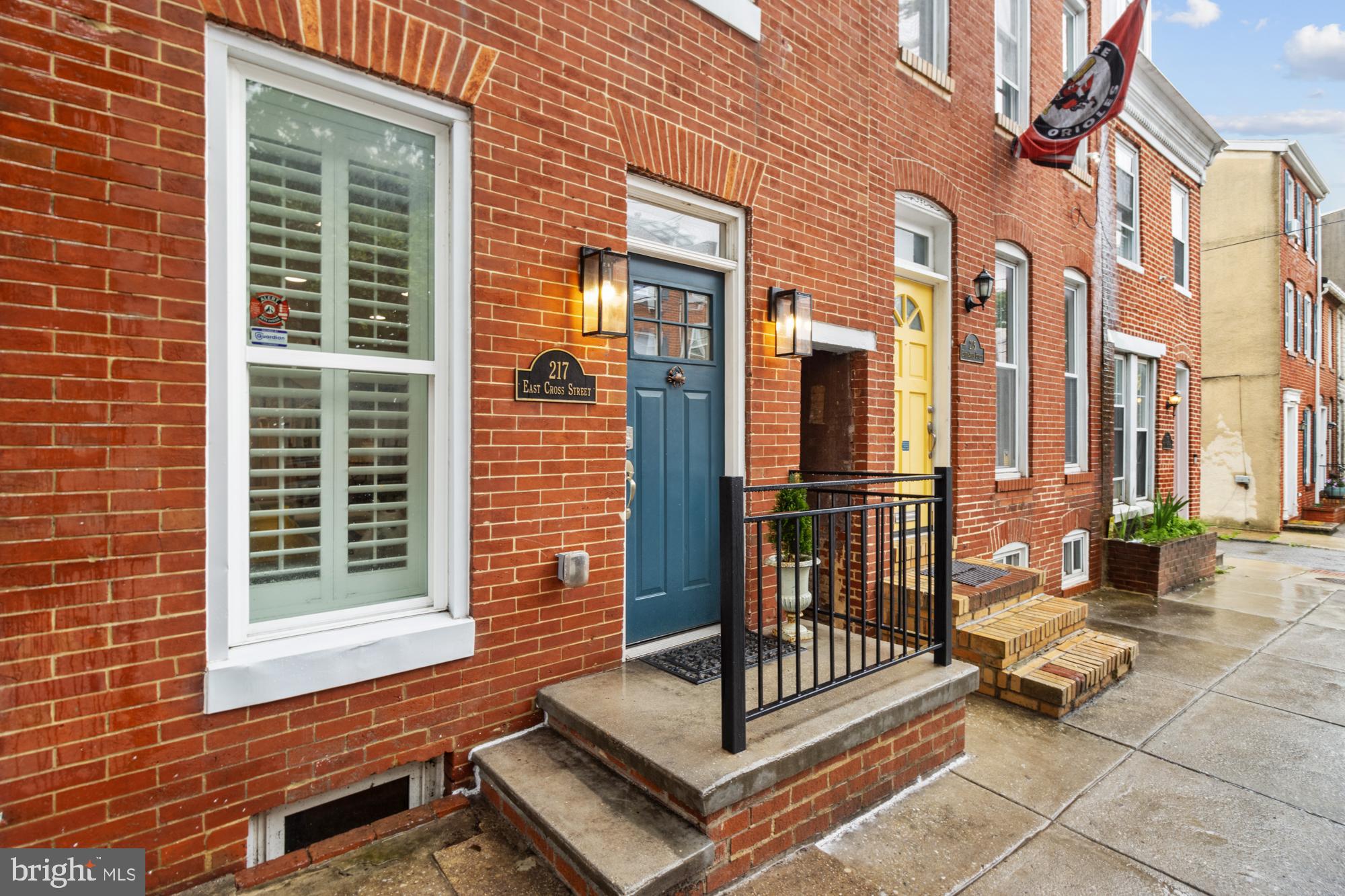 217 East Cross Street Baltimore, MD 21230 - Photo 50 of 50 a view of a brick building with many windows