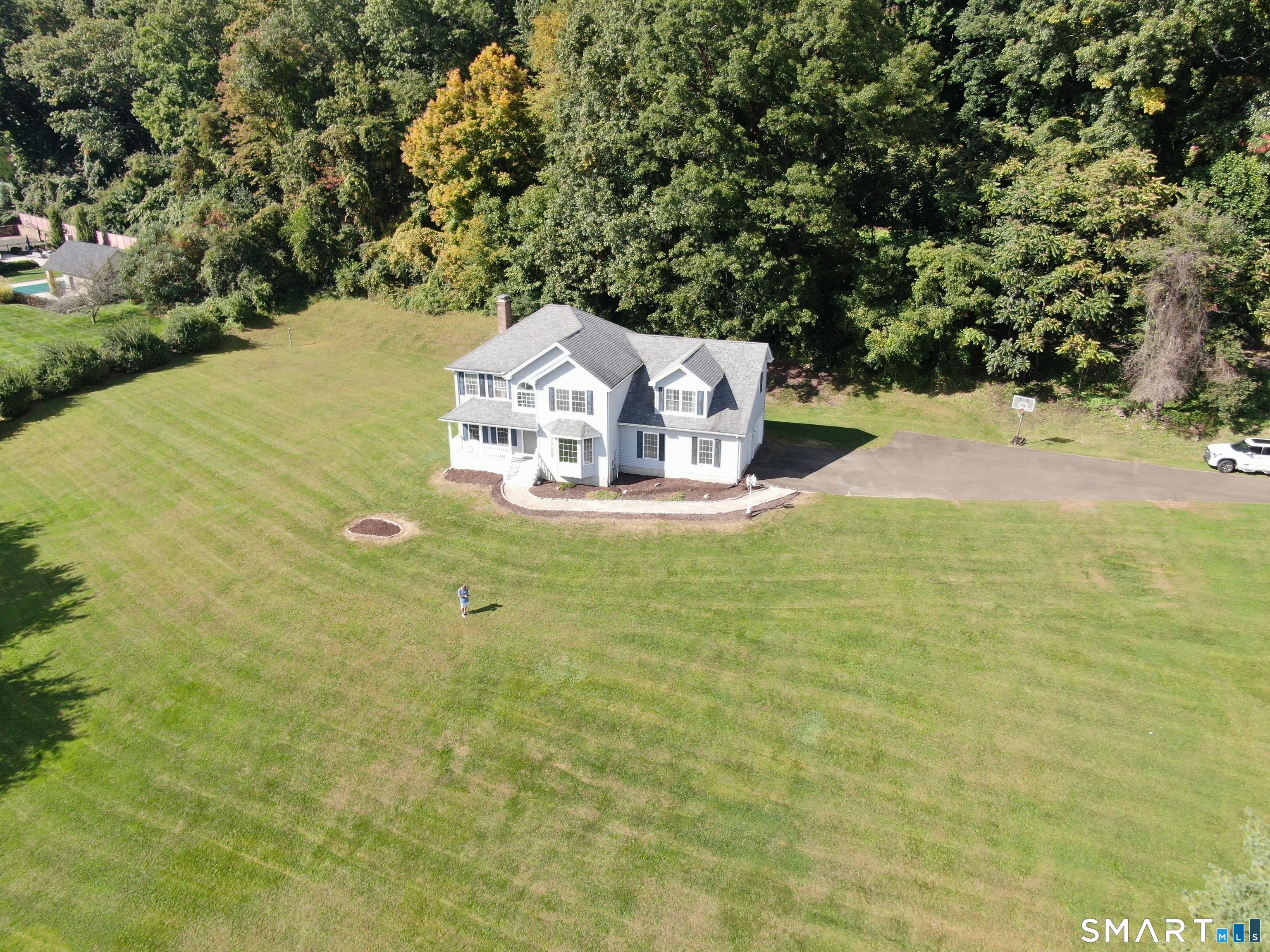 680 Totoket Road North Branford, CT 06472 - Photo 6 of 39 Gallery Image 6