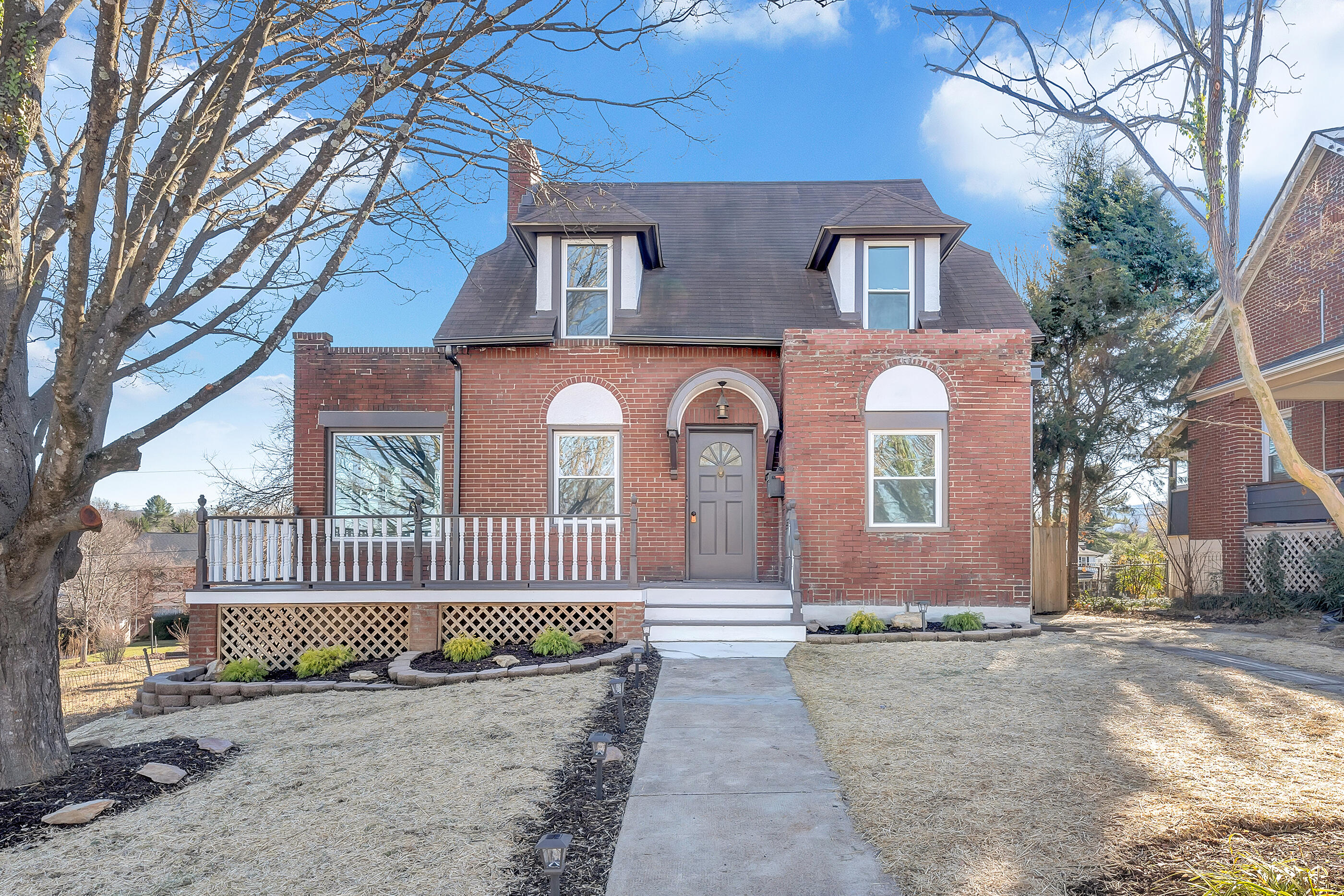 2416 Tillett Road Southwest Roanoke, VA 24015 - Photo 1 of 31 MIB05981a