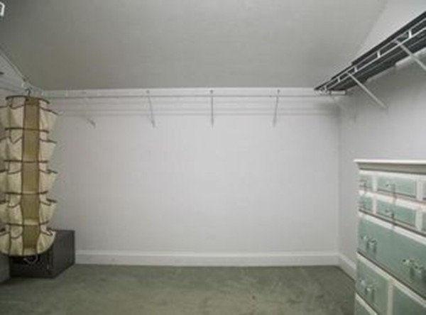 111 McGilpin Road Sturbridge, MA 01566 - Photo 17 of 29 Gallery Image 17
