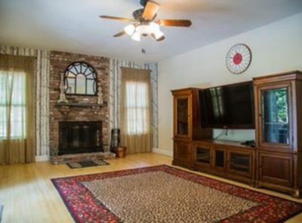 111 McGilpin Road Sturbridge, MA 01566 - Photo 8 of 29 Gallery Image 8