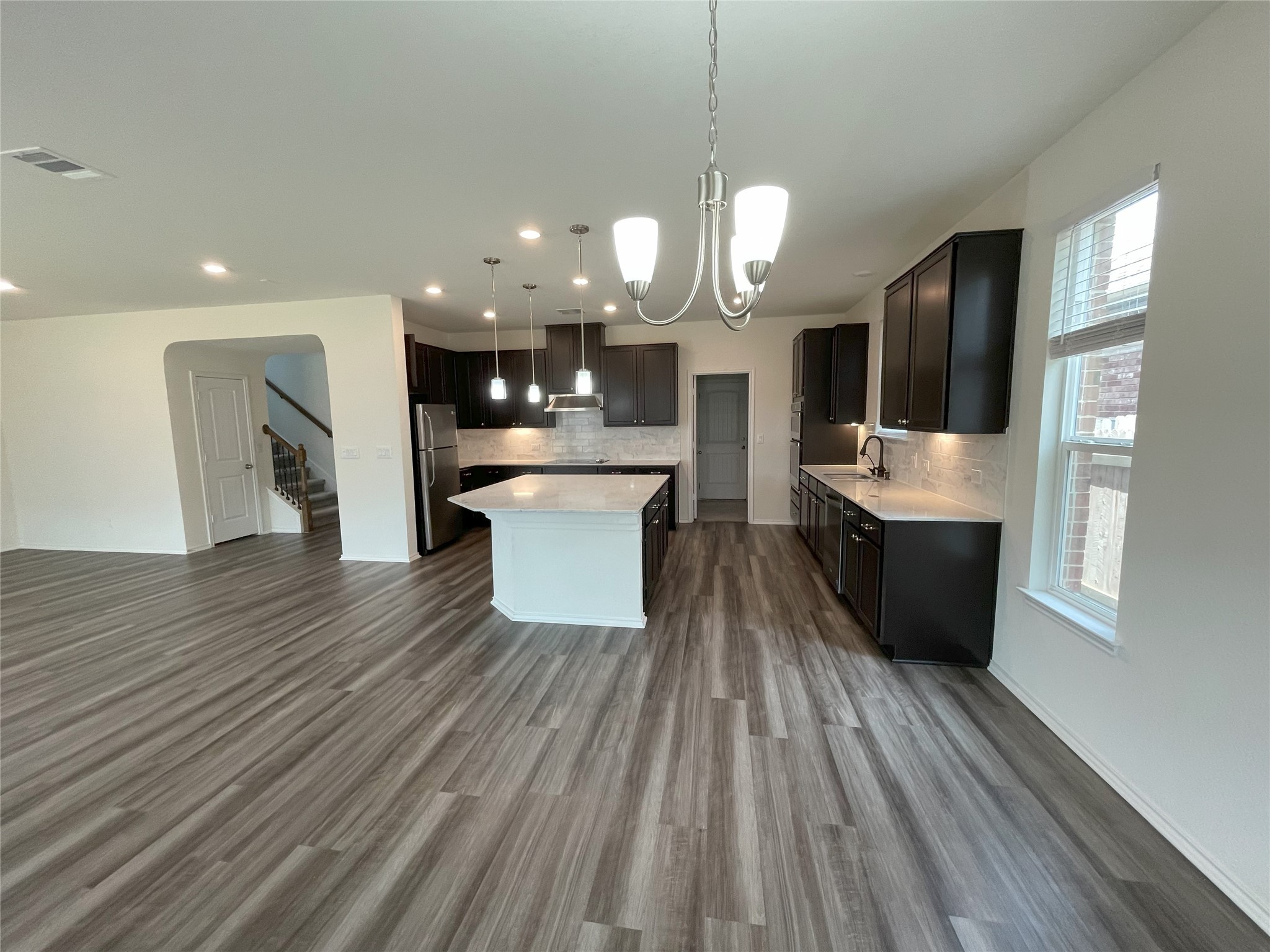 541 Ayinger Lane Austin, TX 78728 - Photo 11 of 34