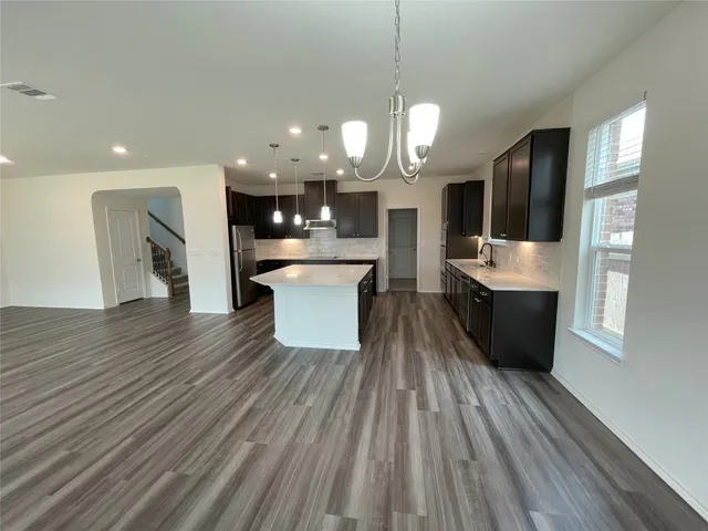 $2,695 | 541 Ayinger Lane, Austin, TX 78728