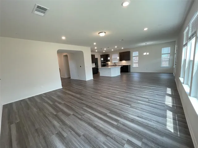 $2,695 | 541 Ayinger Lane, Austin, TX 78728