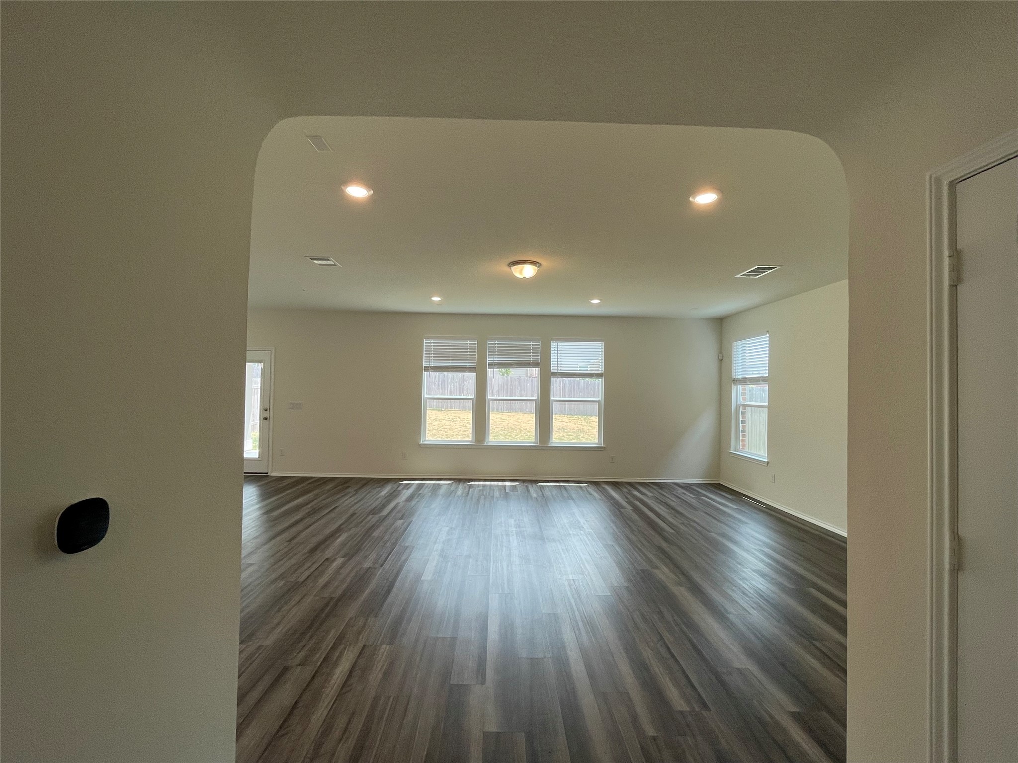 541 Ayinger Lane Austin, TX 78728 - Photo 17 of 34