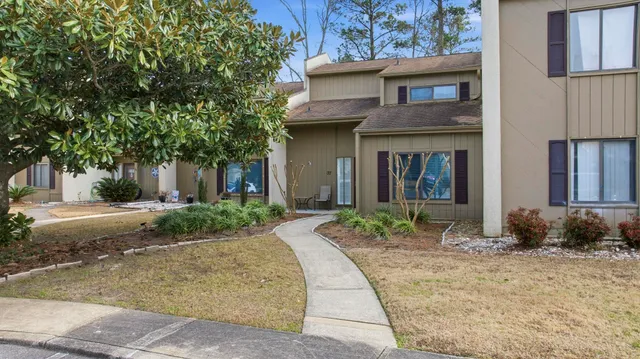 $189,000 | 800 Egret Circle, Unit 32, Little River, SC 29566