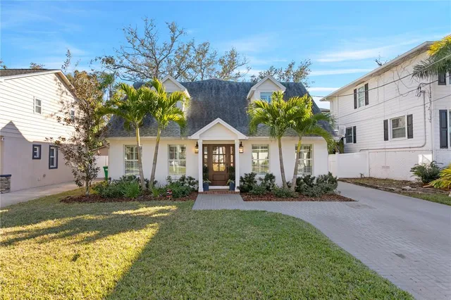 $975,000 | 4808 West Juno Street, Tampa, FL 33629