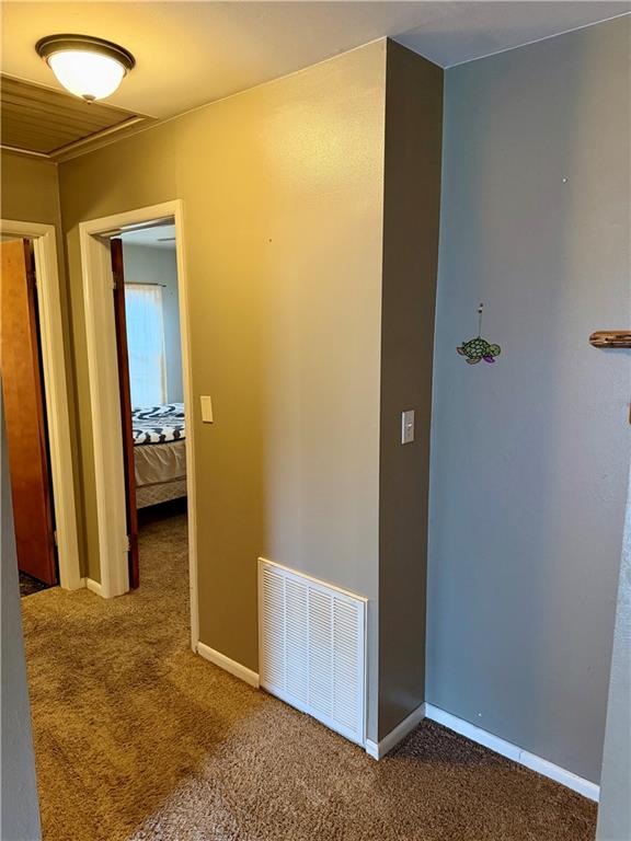 609 South Ridge Street Yates Center, KS 66783 - Photo 11 of 54