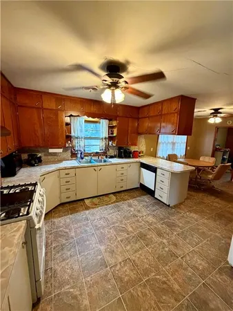 $107,000 | 609 South Ridge Street, Yates Center, KS 66783