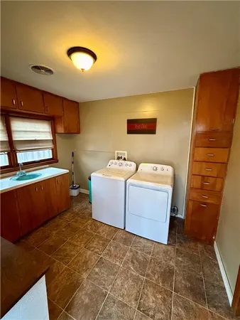 $107,000 | 609 South Ridge Street, Yates Center, KS 66783
